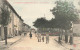 69 - RHÔNE - SAINT-LAURENT-DE-CHAMOUSSET - Place Des Roches - Animation - Colorisée - 10977 - Saint-Laurent-de-Chamousset