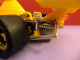 Delcampe - SCALEXTRIC EXIN FERRARI B3 F1 AMARILLO 12  PILOTO NIKI LAUDA MADE IN SPAIN 1975 - Autocircuits