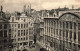 BELGIQUE - Bruxelles - Vue Aérienne De La Grand Place En Direction De L'église Sainte Gudule - Carte Postale Ancienne - Marktpleinen, Pleinen