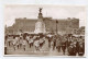 AK 188516 ENGLAND - London - Victoria Memorial,  Buckingham Palace And Guards - Buckingham Palace