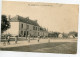 18 BAUGY Enfants Et Villageois Sur Le Champ De Foire Devant CAFE écrite Timb En 1908    D04 2022 - Baugy
