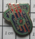 222 Pin's Pins / Beau Et Rare / SPORTS / AVIRON CLUB Z 1992 RAMES - Roeisport