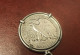 PENDENTIF En ARGENT Pour 22 Grammes Attache OK - Monnaie USA De 1942 Diamètre Avec Cercle 33 Mm Longueur Total 12 Cm - Pendentifs