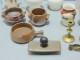 Delcampe - -LOT OBJETS MINIATURES CERAMIQUE PORCELAINE BOIS VERRE GRES LAITON M. Argenté      E - Autres & Non Classés