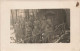 MILITARIA - Des Soldats - Groupe - Forêt - Carte Postale Ancienne - Characters