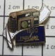 2922 Pin's Pins / Beau Et Rare / PHOTOGRAPHIE / APPAREIL PHOTO POCKET 1990 PRESS LABO SERVICE - Photography