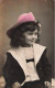 ENFANTS - Une Petite Fille Avec U Chapeau De Cow-boy - Colorisé - Carte Postale Ancienne - Portraits