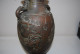 Delcampe - E2 Authentique Vase En Cuivre Travaillé - Repoussé - Xixi ème - Art Oriental - Japonnais A Determiner - Asia - Art Asiatique