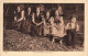 FOLKLORE - Costumes -  Petits Paysans Alsaciens - Carte Postale Ancienne - Costumes