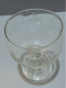 Delcampe - -ANCIEN TRES GRAND VERRE RINCE RAISIN Gravé SOUVENIR Pampres & GRAPPES RAISIN  E - Glas & Kristal