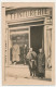 CPA Photo - LE CANNET (?) (Alpes Maritimes) - Teinturerie Des Alpes Maritimes - Deux Personnes Devant La Vitrine - Le Cannet