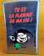 GASTON LAGAFFE -  Briquet à Essence Rechargeable N° 5 " Tu Es La Flamme De Ma Vie ! "  (5.5 Cm X 3.5 Cm) - Autres & Non Classés