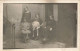 ENFANTS - Deux Enfants Avec Leur Famille  - Carte Postale Ancienne - Groepen Kinderen En Familie