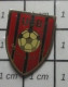 617 Pin's Pins /  SPORTS / FOOTBALL CLUB USB BRETTEVILLE SUR LAIZE CALVADOS   Rare Et De Belle Qualité !!! - Football