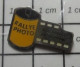 210c Pin's Pins / Beau Et Rare / PHOTOGRAPHIE / ROULEAU DE PELLICULE RALLYE PHOTO - Photography