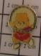 819 Pins Pin's  / Rare Et De Belle Qualité / SPORTS / GYMNASTIQUE GRS CERCEAU TIGRE MASCOTTE - Gymnastique