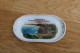 SOUVENIR D ARROMANCHES FIN XIX° VUE PRISE DES FALAISES DE TRACY VIDE POCHE FAIENCE D ARZBERG ALLEMAGNE PORCELAINE - Obj. 'Herinnering Van'