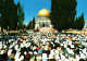 21201 JERUSALEM Moslems Praying In The Yard Of The Dome Of The Rock  Musulmans Priant Cour Du  Dome     Israël (2 Scans) - Israel