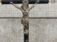 Delcampe - Ancien Crucifix Bois Noirci Napoléon III / Religion Religieux Christ Croix Cabinet De Curiosité - Art Religieux