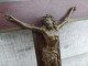 Delcampe - Grand Crucifix Acajou Christ Métal Patine Bronze Signé Hardy - Art Religieux