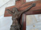 Delcampe - Ancienne Croix Crucifix Christ Métal Patine Bronze Bois Palissandre - Arte Religioso