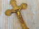 Ancienne Croix Crucifix Christ Jésus Bronze Doré / Religieux Religious - Religious Art