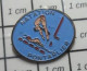 413B Pin's Pins / Beau Et Rare / THEME : SPORTS / NATATION PONTARLIER PLONGEON - Swimming