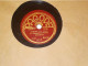 DISQUE 78 TOURS CHANSON PETIT DISQUE PAGODE - 78 Rpm - Gramophone Records