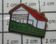 2222 Pin's Pins / Beau Et Rare / BANQUES / BRED COMITE CENTRAL D'ENTREPRISE CCE MAISON CHALET - Banks