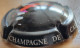 Delcampe - Capsule Champagne DE CASTELLANE  Série 16 Ecriture Sur Contour, Noir, N°083 - De Castellane