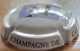 Delcampe - Capsule Champagne DE CASTELLANE Série Mousquetaire, Ecriture Sur Contour, Blanc, N°087c - De Castellane