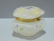 -ANCIENNE SUPERBE BOITE BONBONNIERE VERRE OPAQUE FLEURS EMAILLEES VIOLETTES      E - Dozen