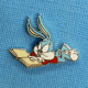 1 PIN'S /  ** LOONEY TUNES BABY / BUNNY EN PLEINE LECTURE ** . (Démons & Merveilles ™ & © 1991 Warner Bros INC).  - Filmmanie