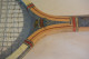 Delcampe - C35 Ensemble De 2 Anciennes Raquettes De Tennis Thomsons Playful - Altri & Non Classificati