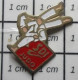 1722 Pin's Pins / Rare Et De Belle Qualité !!! THEME SPORTS / JUDO KARATE JUDO CLUB SDI - Judo