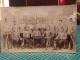 5 EME HUSSARDS, PHOTO DE GROUPE ANNEES 1880, TENUES, SHAKO ET SABRES 15 X 25 Cm - Documenti