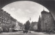 E3792) LIENZ - Osttirol - Hauptplatz Mit Liebburg - Blick Aus Durchgang Auf Häuser U. Autos ALT! - Lienz