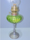 Delcampe - - ANCIENNE LAMPE A PETROLE PIED ETAIN BOL VERRE COULEUR VERTE Complète   E - Leuchten & Kronleuchter