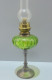 Delcampe - - ANCIENNE LAMPE A PETROLE PIED ETAIN BOL VERRE COULEUR VERTE Complète   E - Lantaarns & Kroonluchters