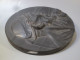 Delcampe - Ancien Médaillon En Terre Cuite Représentant Un Mineur. Attr. Sculpteur Belge Constantin Meunier - Otros & Sin Clasificación