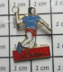 818B Pins Pin's / Rare & Belle Qualité SPORTS / HANDBALL SPORTS SCOLAIRE UNSS - Pallamano