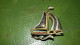 B14/ BROCHE BATEAU METAL - Broches