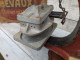 Ancienne Presse à Vulcaniser Chemico 1930/1940 Chambre à Air Cycles Autos Collection Garage Automobilia - Targhe Smaltate (a Partire Dal 1961)