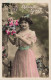 FÊTES ET VOEUX - Bonne Année - Femme Avec Un Bouquet De Fleurs - Carte Postale Ancienne - New Year