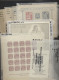Delcampe - Czechoslowakia: 1918-1987, Zwei Händlerlagerbucher In Ringbindern, Sehr Dicht Ge - Lettres & Documents