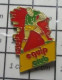 1517 Pin's Pins : BEAU ET RARE / SPORTS / RUGBY EQUIP CLUB - Rugby