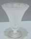 Delcampe - -TRES JOLI &  Fin VASE CRISTAL LALIQUE FRANCE LUCIE Satiné Forme Trompette    E - Vidrio & Cristal