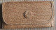 Pochette à Main En Matière Naturelle - Joli Bouton Deco Avec Pression- Intérieur Tissu Taché Avec Compartiment + Poche - Andere & Zonder Classificatie