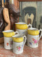 Delcampe - Pots à Lait 1900 Origine Bavaria Lot De 4 Pces  Jaune Noir Thème Floral Faïence Fine #240011 - Bavaria (DEU)