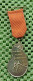Medaille -   Koningin Juliana Wandeltocht Te Velp.   -  Original Foto  !!  Medallion  Dutch - Monarchia/ Nobiltà